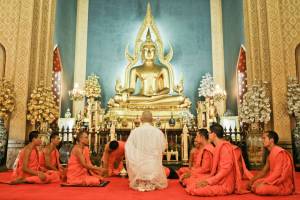 Buat Phra Chao Thai Tradition